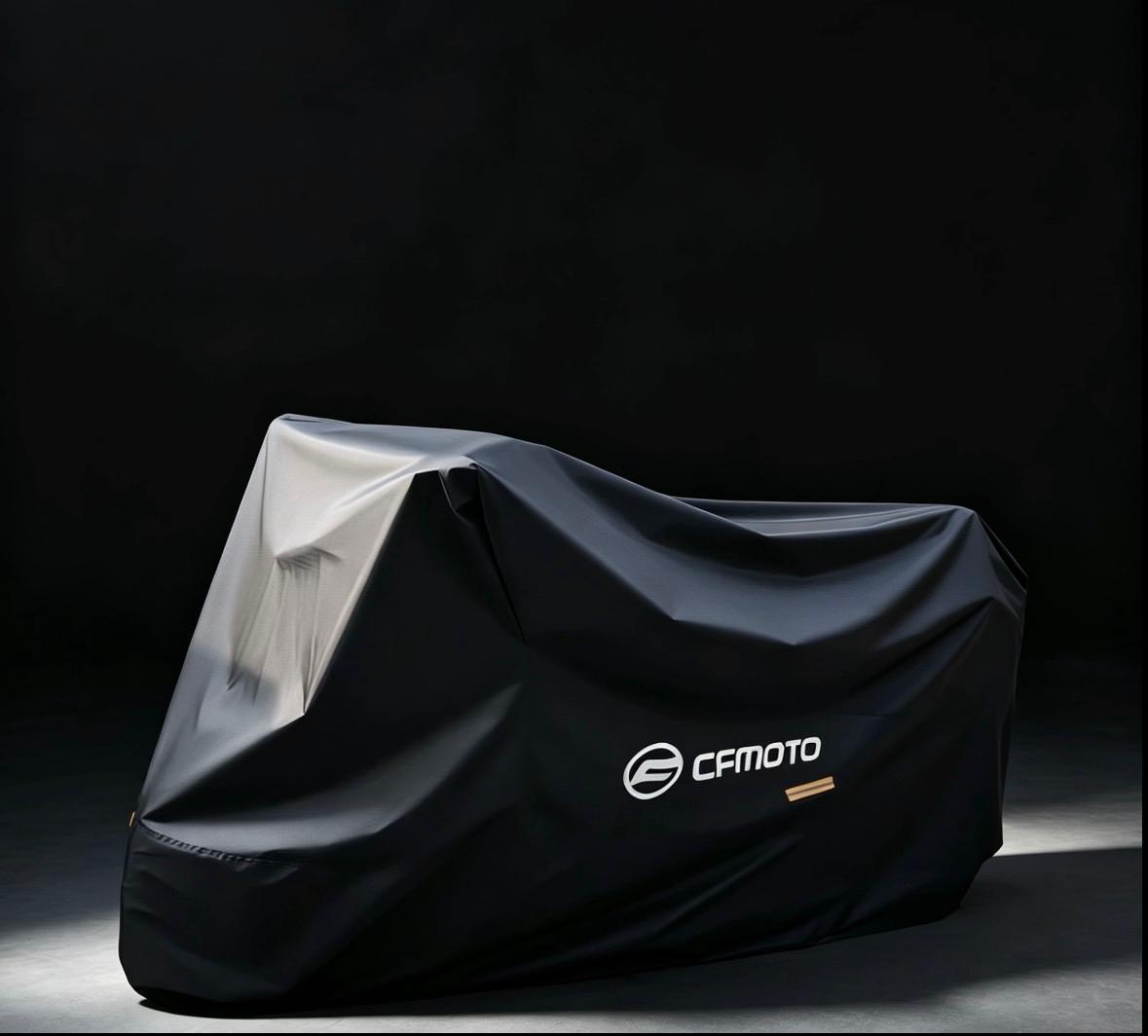 Premium Outdoor Abdeckhaube + Aufbewahrungstasche CFMOTO 675SR/NK