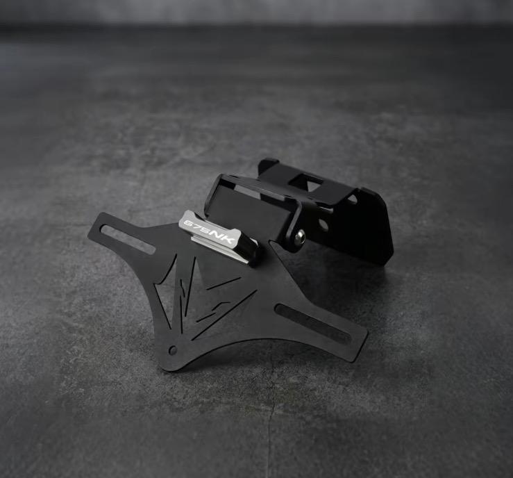Kurzes Kennzeichenhalter für CFMOTO 675NK