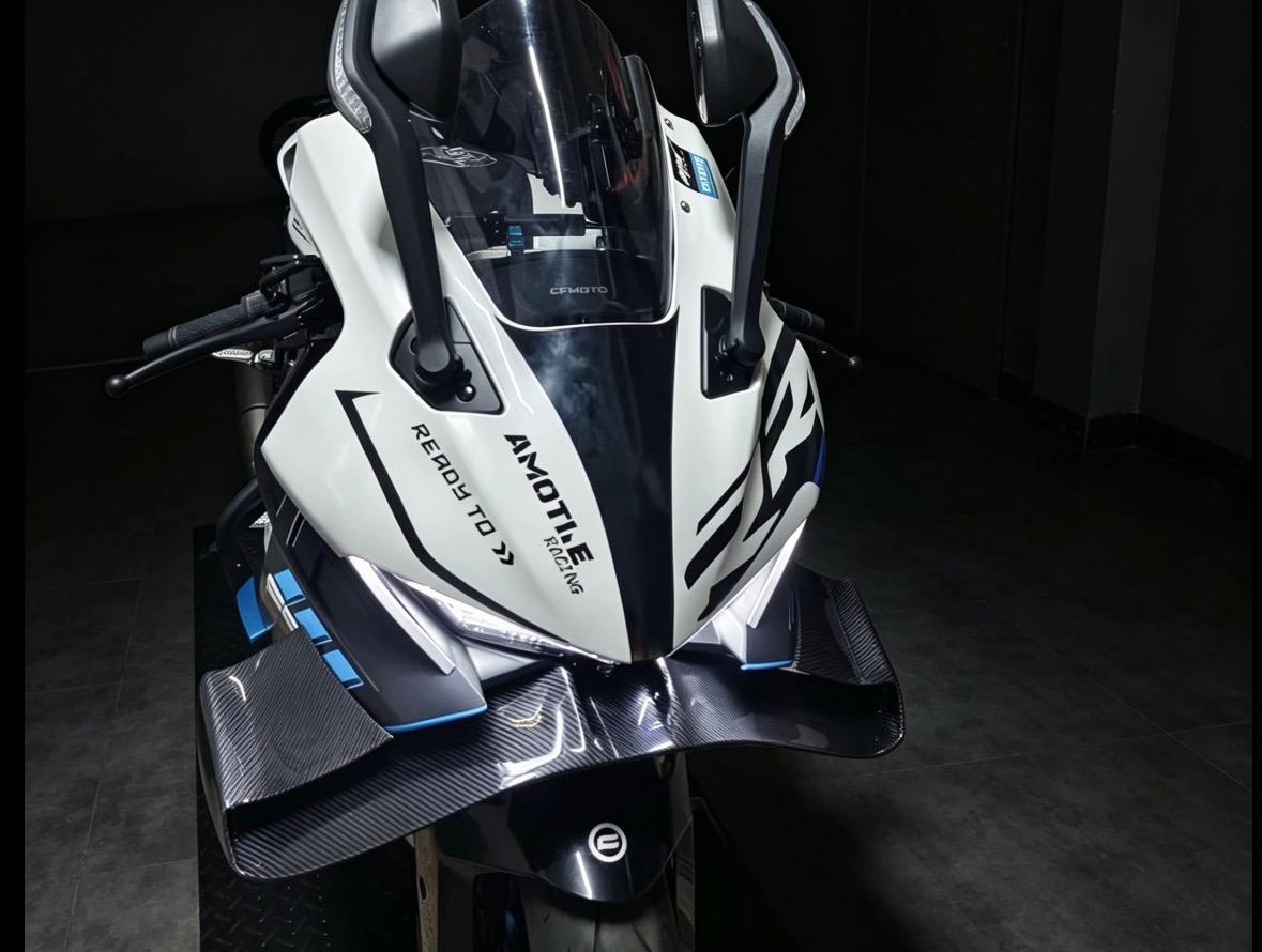 Race Series Full-Cover Frontverkleidung CFMOTO 675SR